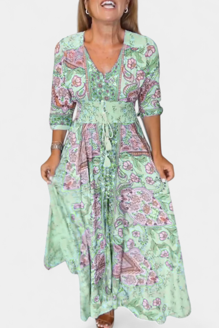 Robe d'été décontractée Dunya avec décolleté en V