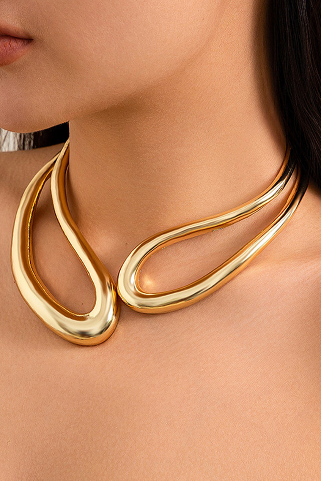 Collier Asymétrique Découpé