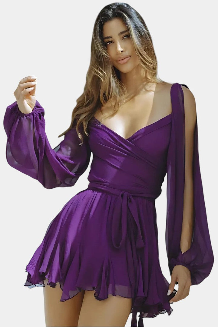 Skylar Robe Mini avec Décolleté en V et Manches Légères