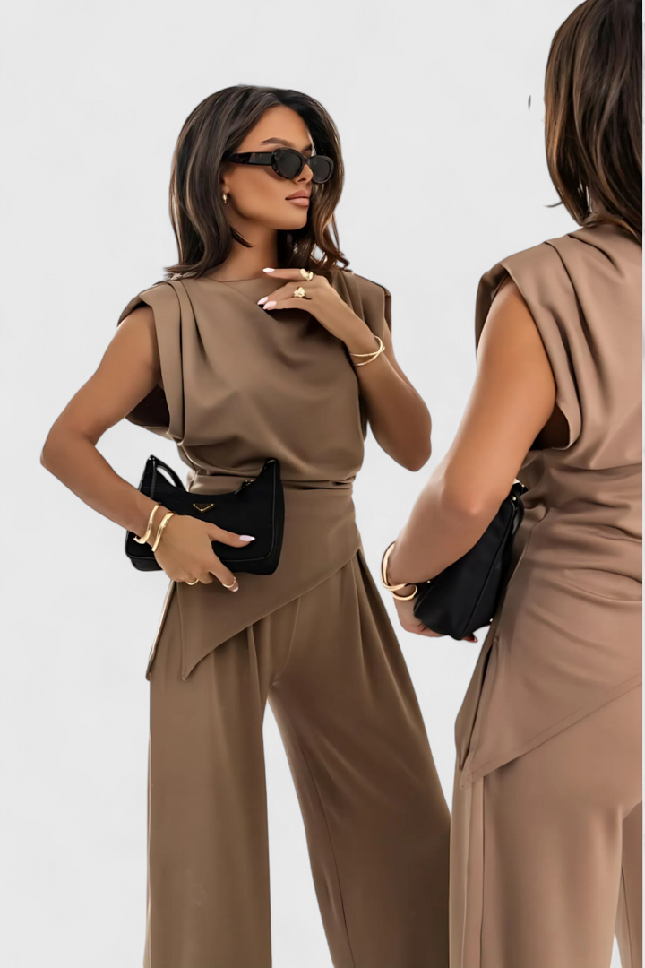 Sofia Ensemble Asymétrique avec Épaules Drapées