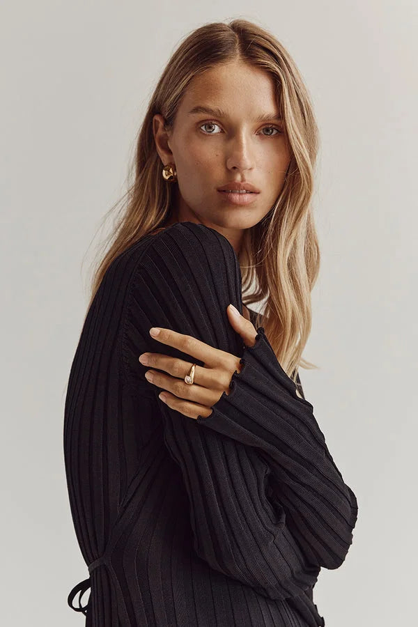 Darla Robe en Maille Côtelée avec Ceinture