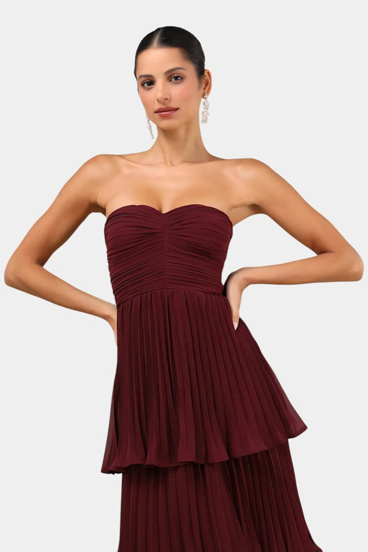 Robe à Volants June avec Décolleté en Cœur et Silhouette en Couches