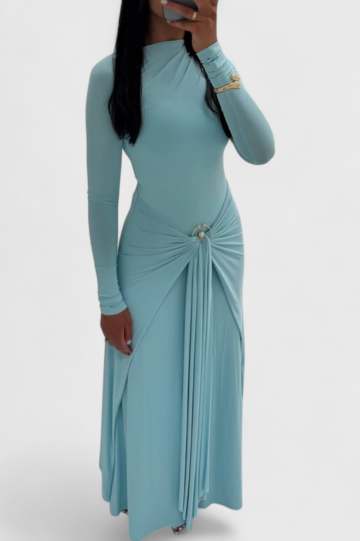Robe Ajustée Plissée Fátima avec Détails Métalliques