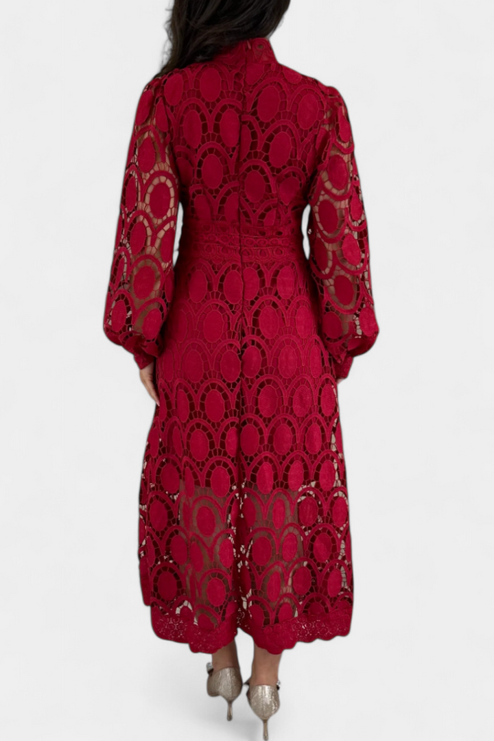Robe Midi Jovie en Dentelle Brodée avec Col Montant