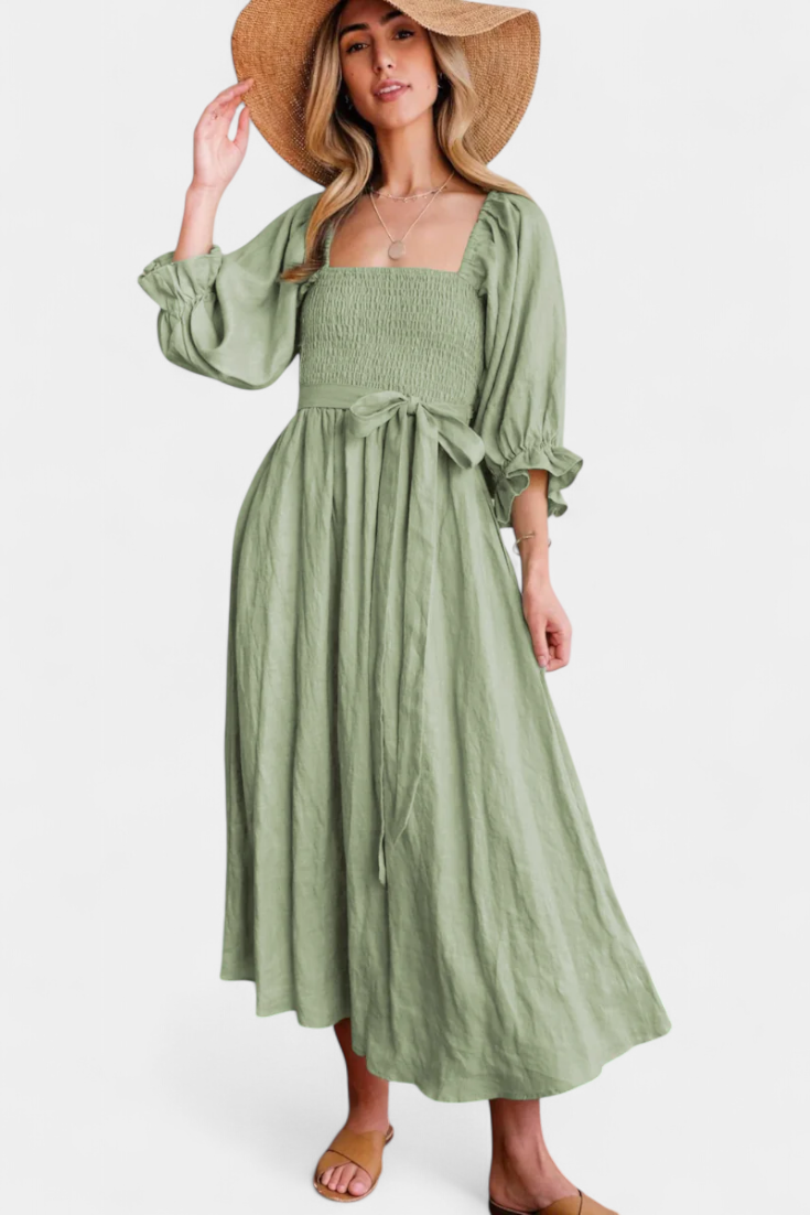 Robe Petra à Deux Niveaux avec Corps Froncé et Manches Bouffantes