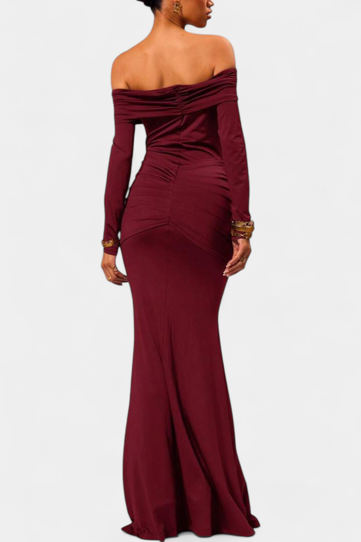 Kiah Robe Maxi Off-Shoulder avec Silhouette de Sirène