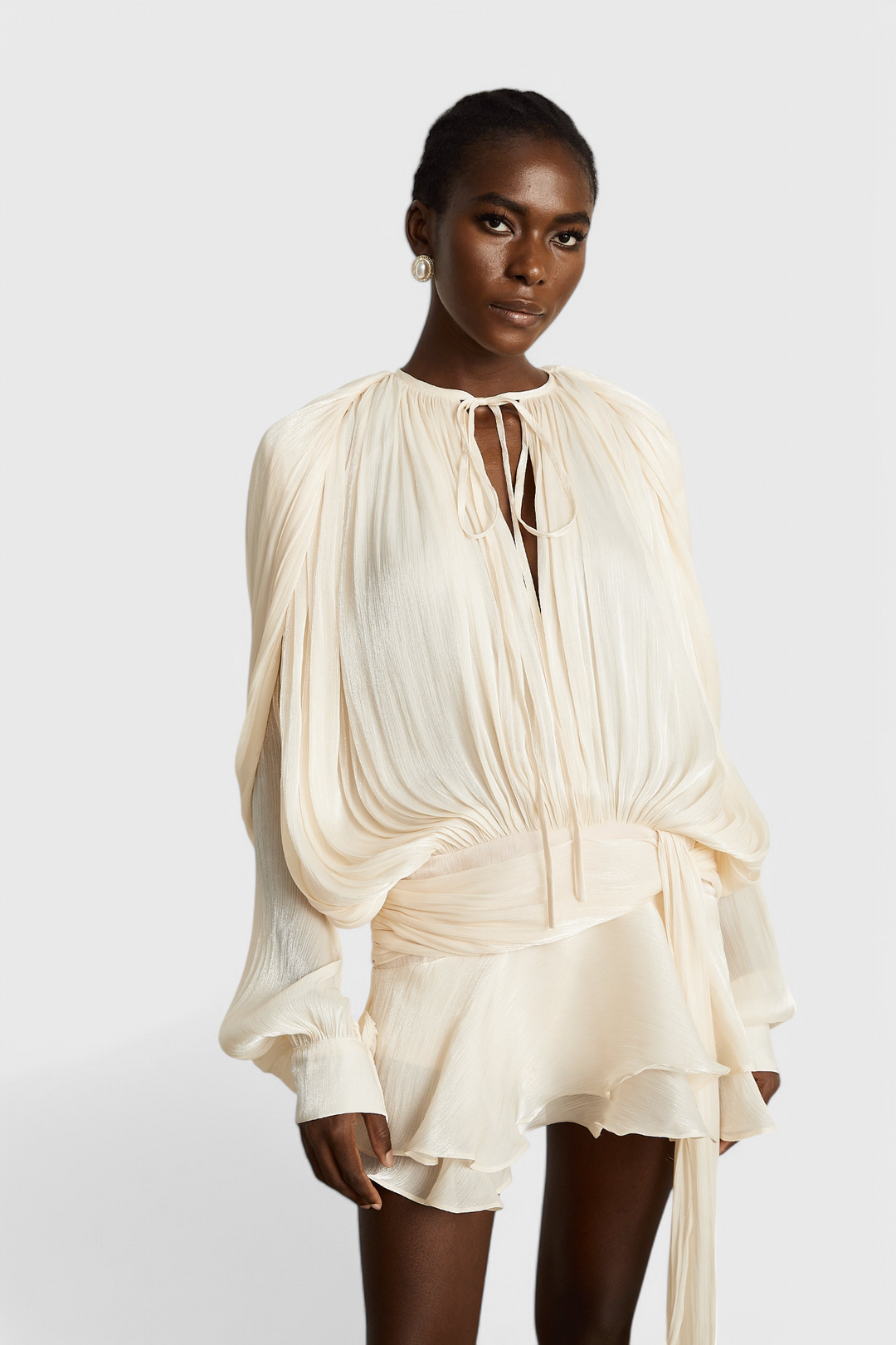 Aurore Robe Mini avec Volants et Plis Complets