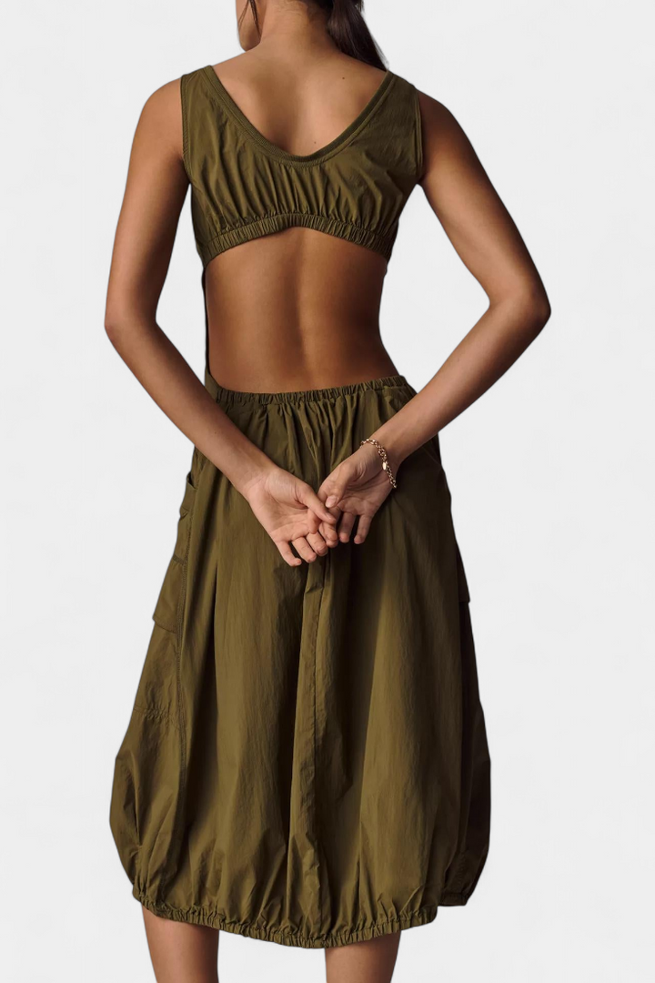 Robe Midi Katana avec Ourlet en Bulles et Corset Ajusté