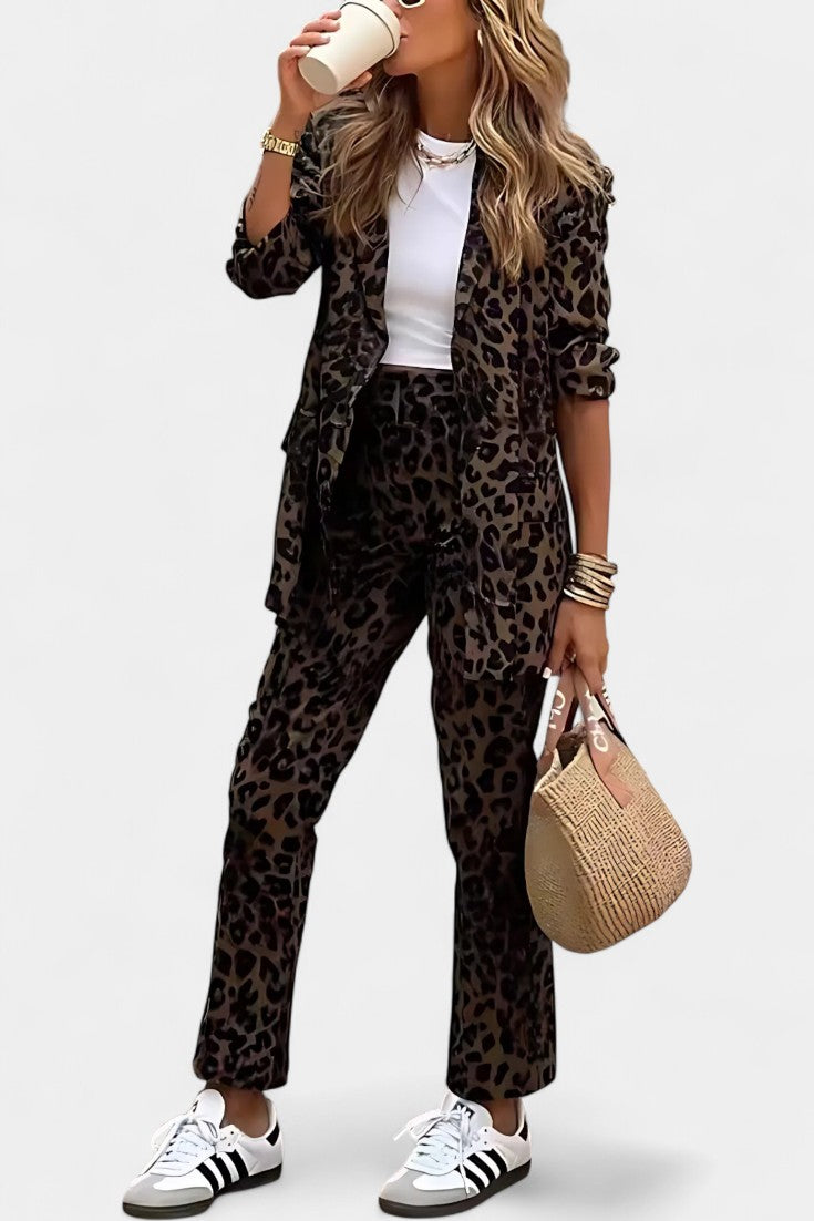 Nusa Ensemble de Veste et Pantalon à Imprimé Léopard
