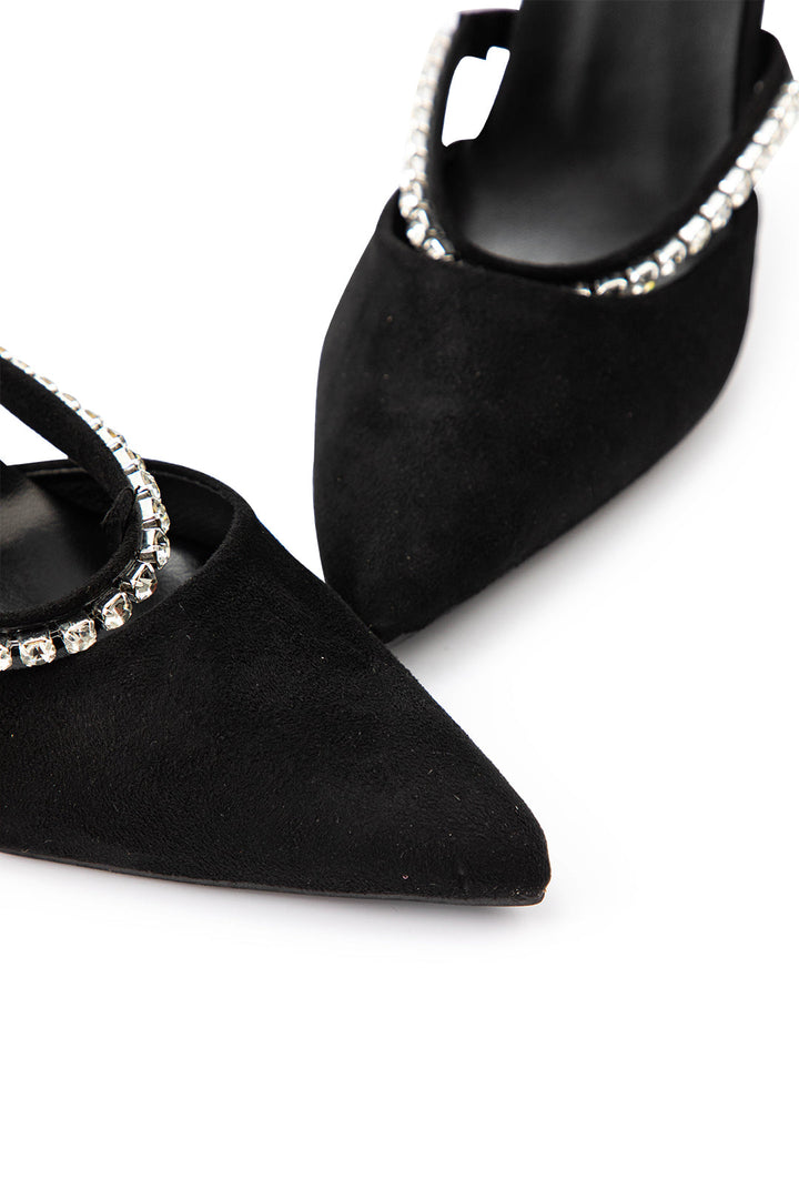 Sandales à talons hauts avec bout pointu ornées de strass