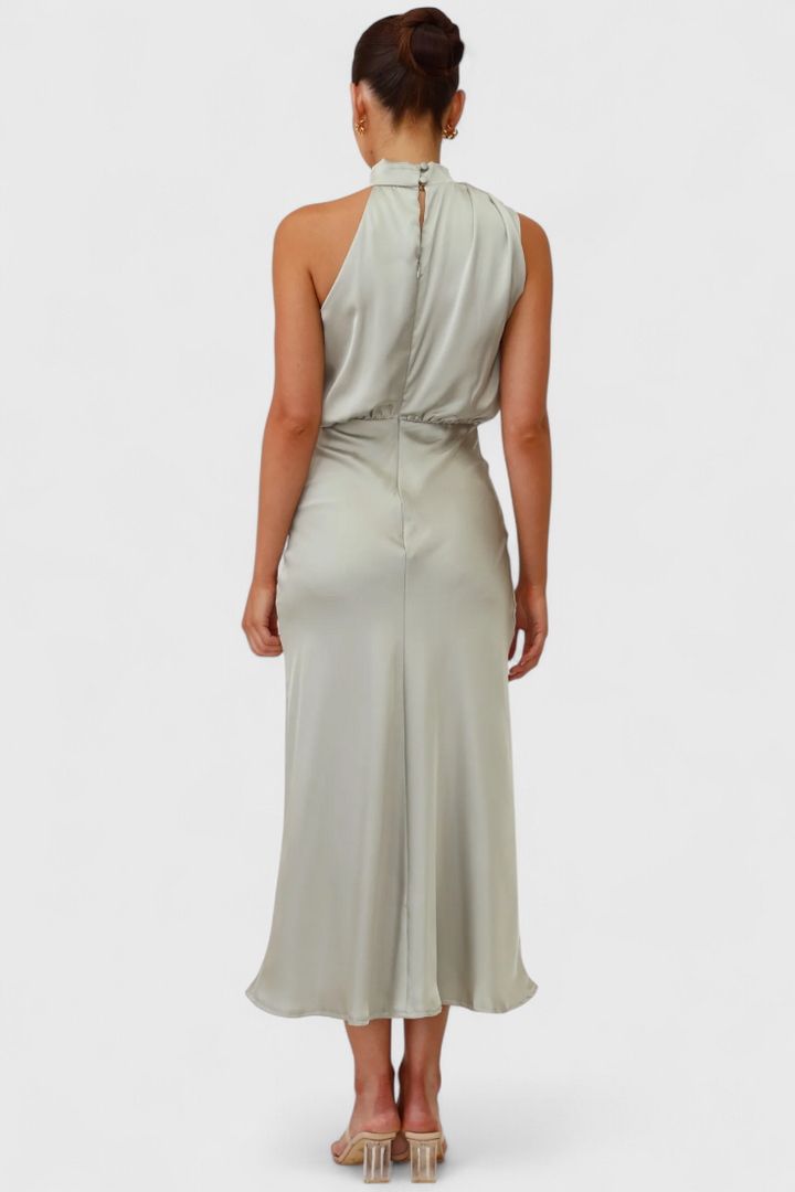 Rina Robe Élégante à Col Halter Drapé