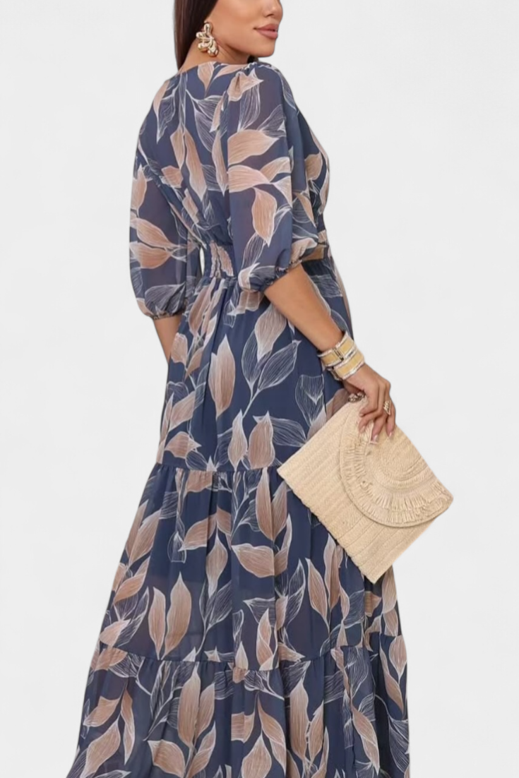 Robe Longue Aísha Fleurie avec Coupe Fluide et Motif de Feuilles