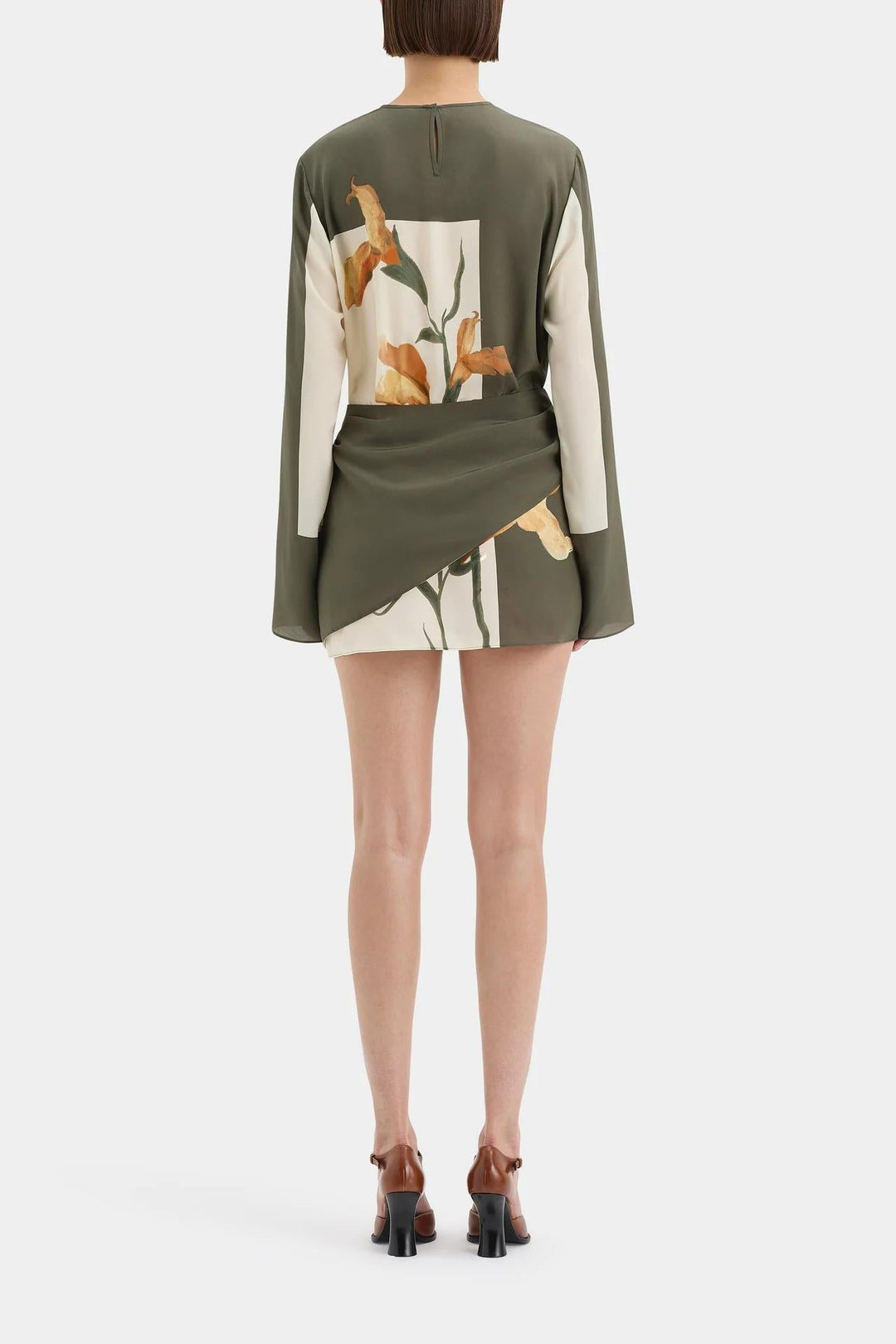 Robe Joaquina Fleurie avec Détail Torsadé et Dos Nu