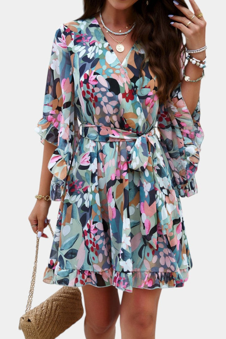 Robe Mini Fleurie Imprimée Besa avec Silhouette Fluide
