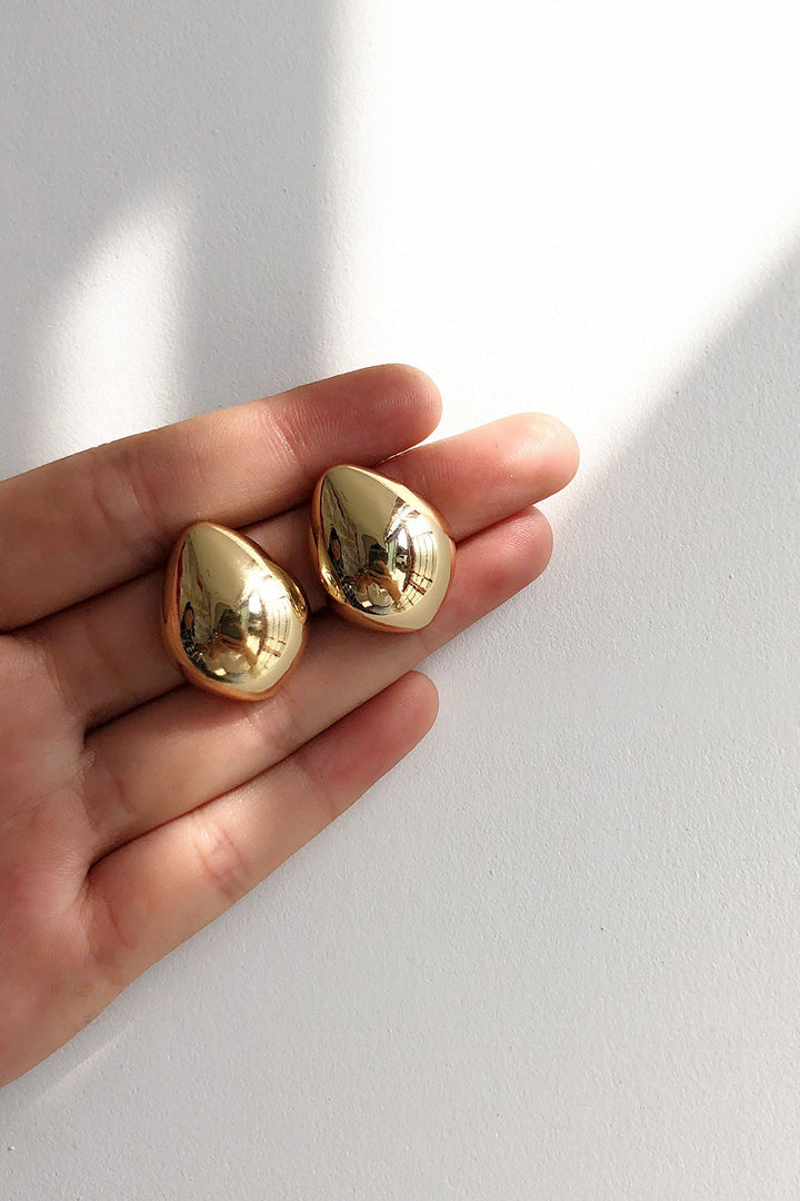 Boucles d'Oreilles Métalliques en Forme de Goutte