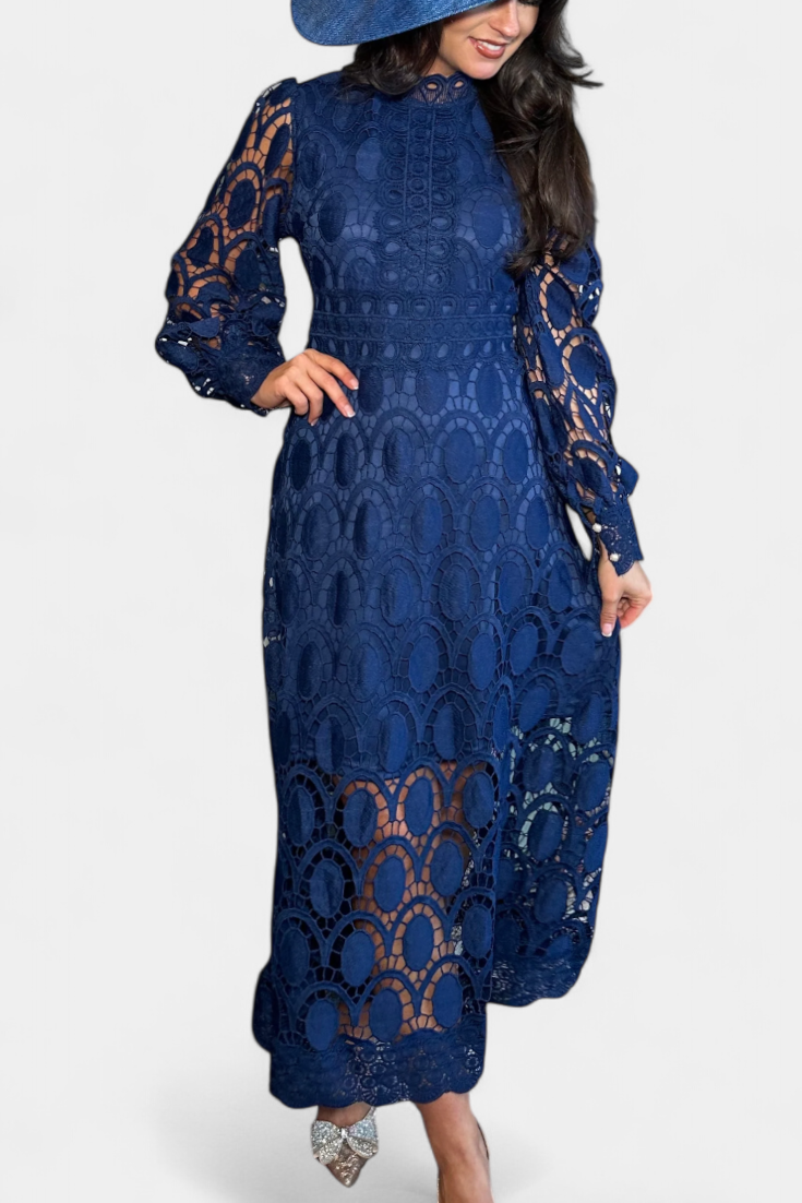 Robe Midi Jovie en Dentelle Brodée avec Col Montant
