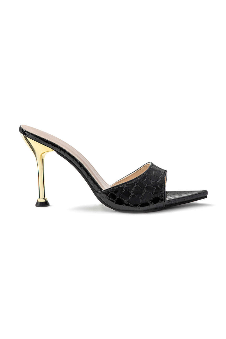 Sandales à talons hauts avec bout ouvert et sans bride à la cheville