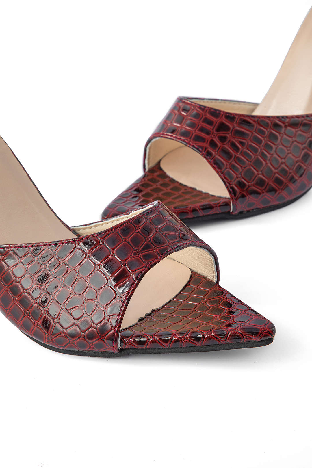 Sandales à talons hauts avec bout ouvert et sans bride à la cheville