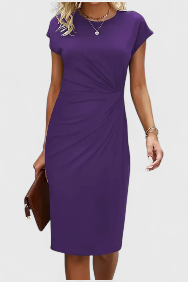 Robe Midi Intemporelle Katrina avec Col Ronde et Détail Drapé