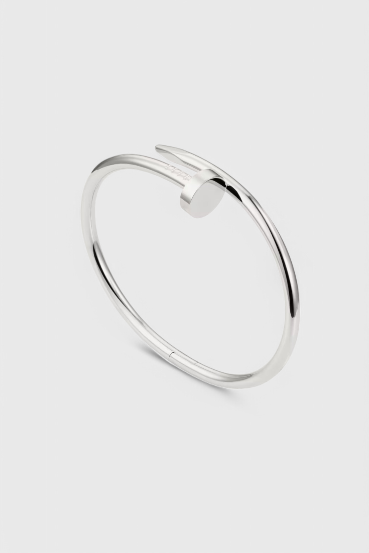 Bracelet Minimaliste Inspiré par des Clous en Argent Sterling