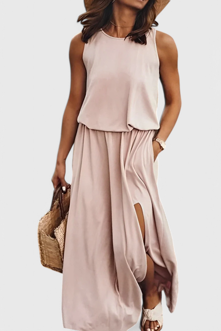 Robe Dianne Sans Manches avec Fente Latérale et Silhouette Ample
