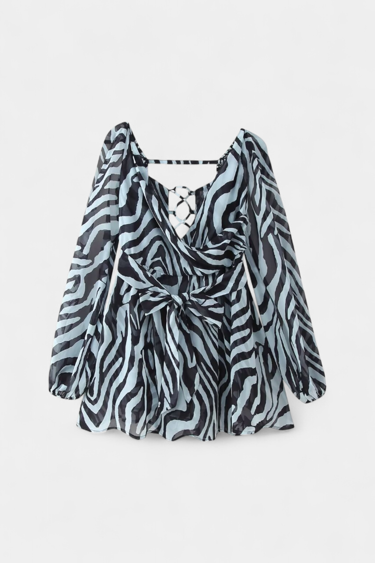 Skylar Robe Mini avec Décolleté en V et Manches Légères