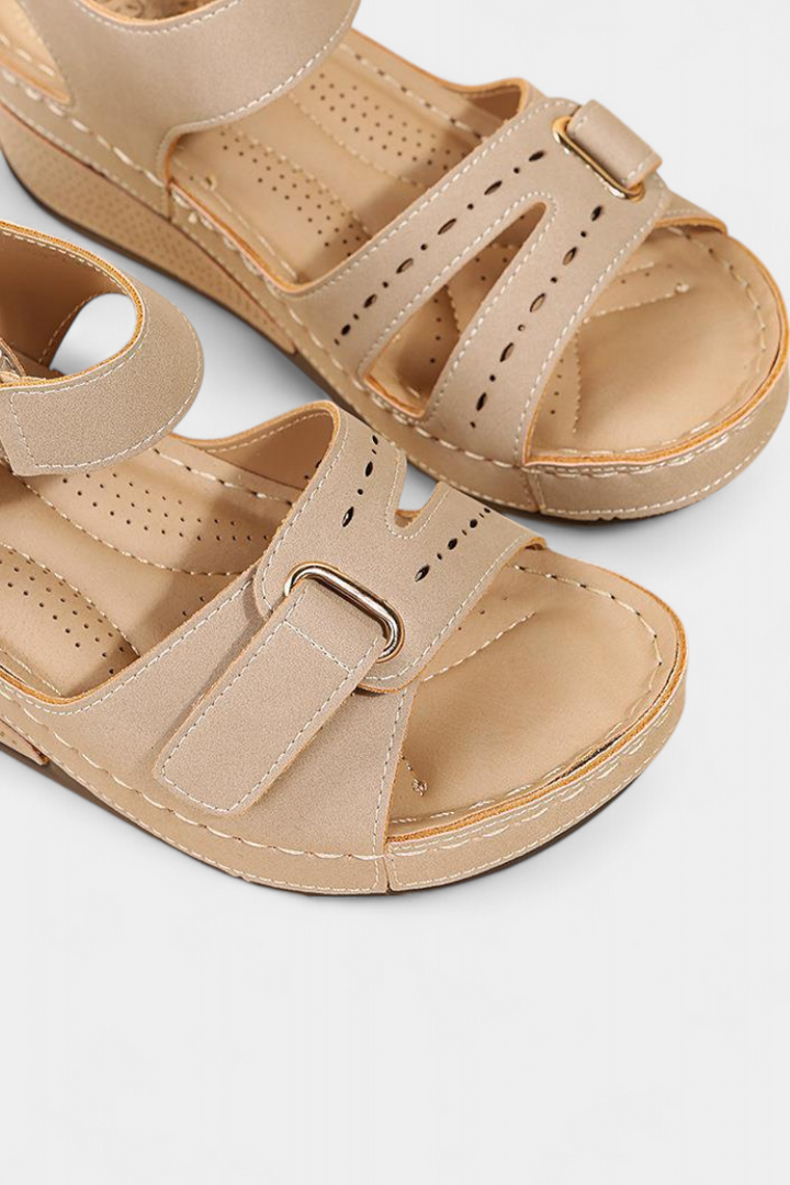 Sandales Élégantes Jenna avec Brides et Boucle Ajustable