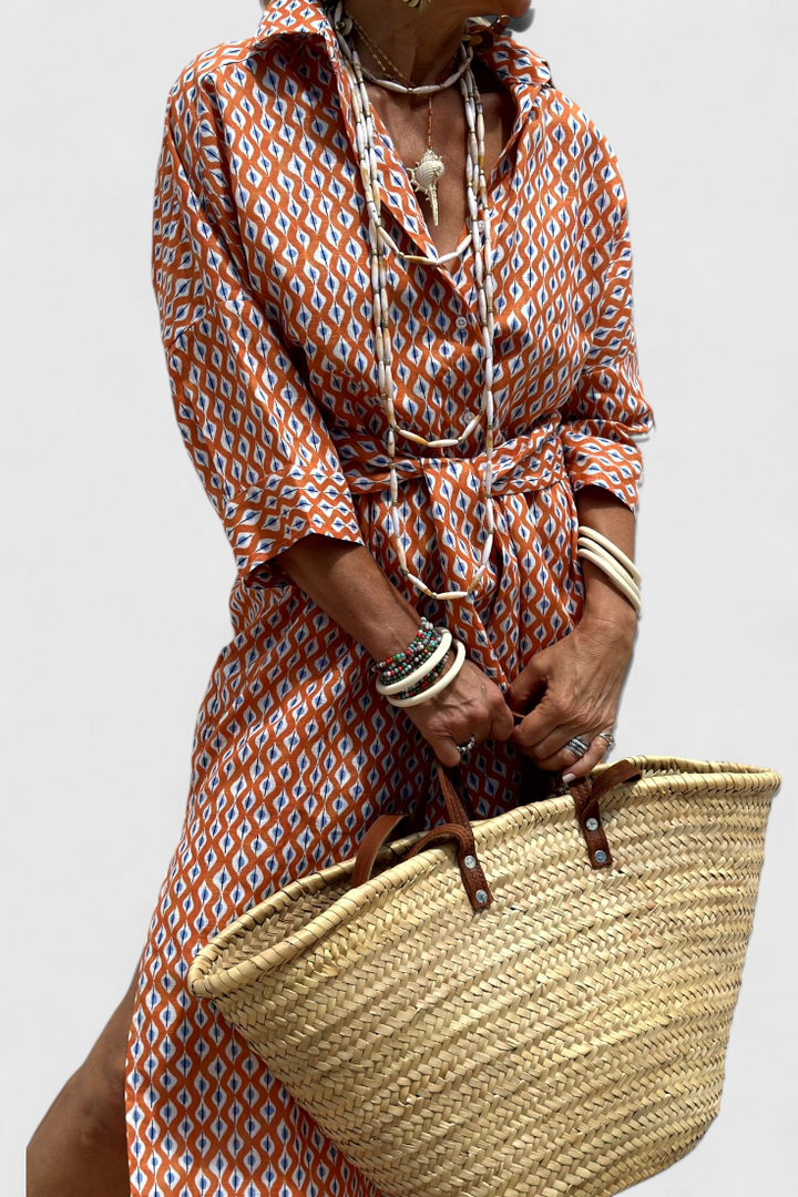 Robe Chemise Rayée au Style Intemporel
