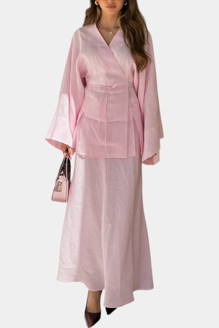 Zelda Ensemble Chemise Décolleté en V et Jupe avec Fente
