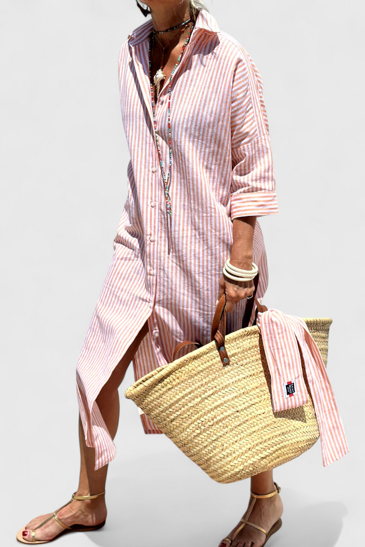 Robe Chemise Rayée au Style Intemporel