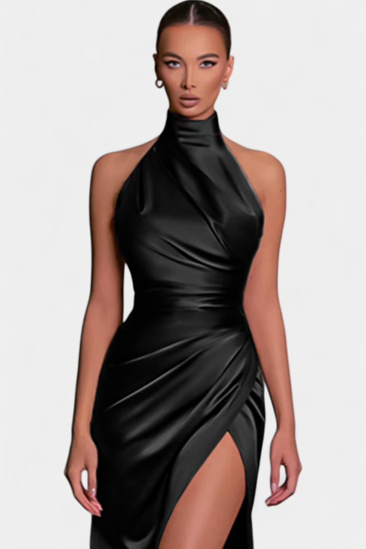 Robe Symone Halter Torsadée avec Fente Latérale Dramatique