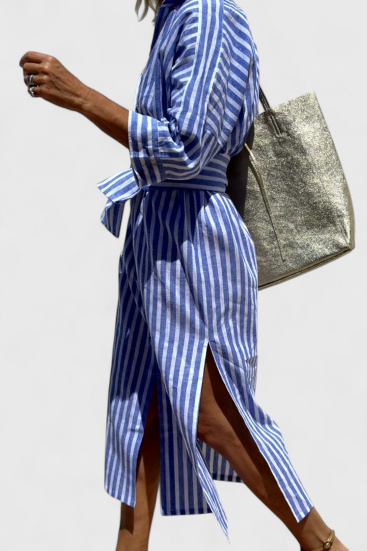 Robe Chemise Rayée au Style Intemporel