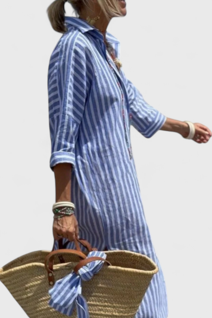 Robe Chemise Rayée au Style Intemporel