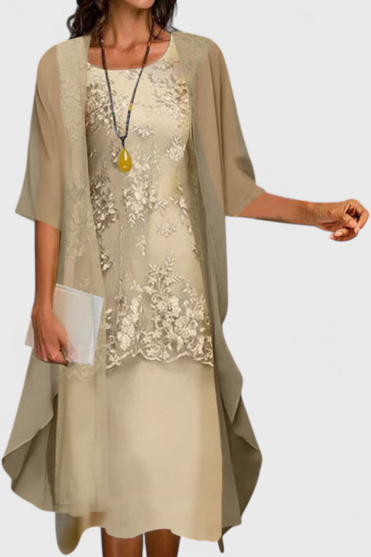 Robe Apolline Ensemble Élégant en Chiffon au Design Intemporel
