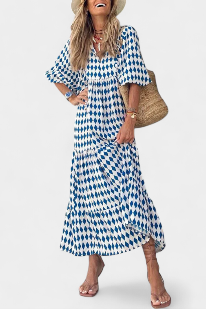 Robe Aroa Boho avec Imprimé Artistique et Silhouette Fluide