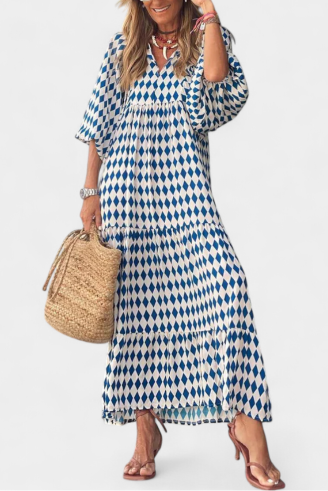 Robe Aroa Boho avec Imprimé Artistique et Silhouette Fluide