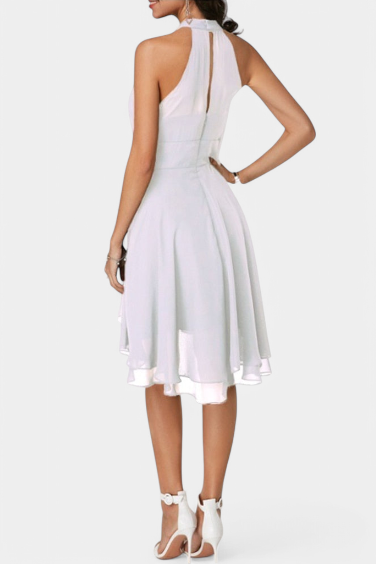 Anouk Robe en Georgette avec Volants et Silhouette Cintrée