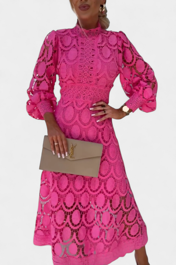 Robe Midi en Dentelle Lucinda avec Manches Bouffantes et Col Montant