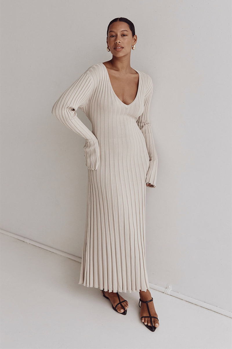 Darla Robe en Maille Côtelée avec Ceinture