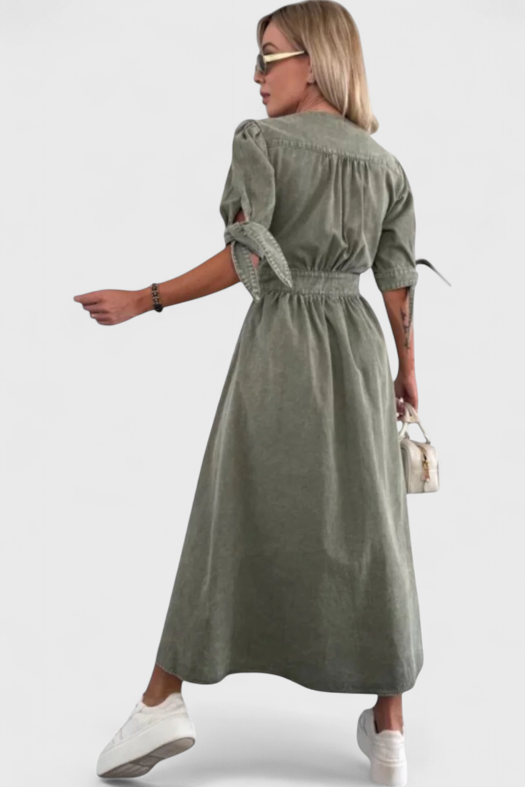 Robe Midi en Jean Adelina avec Boutons et Décolleté en V
