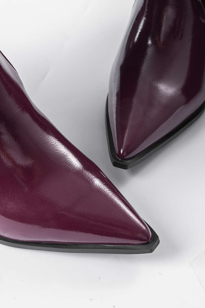 Bottes en Cuir Synthétique avec Plis et Pointe Aigüe