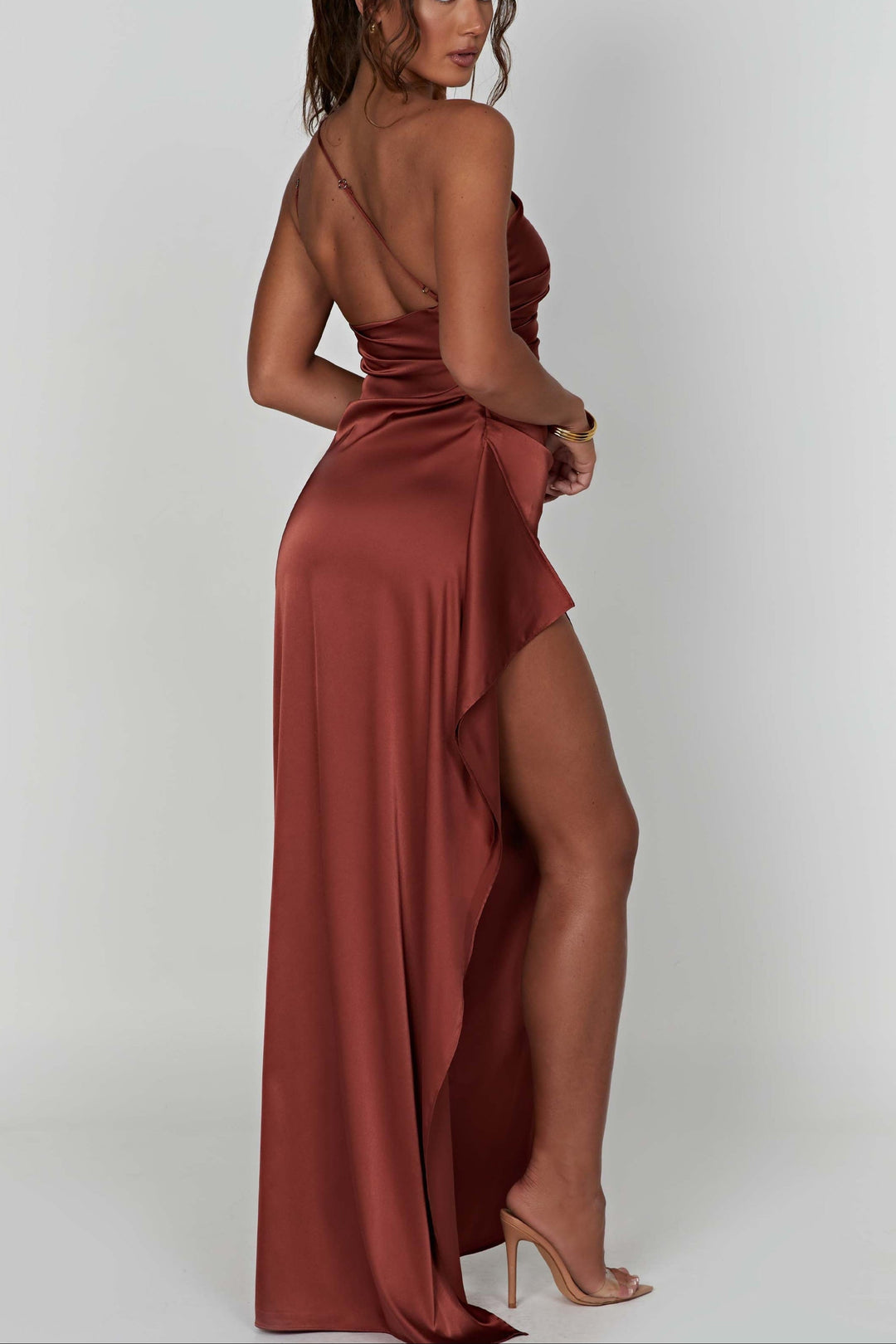 Robe Maxi Emberly à Une Épaule avec Fente Haute