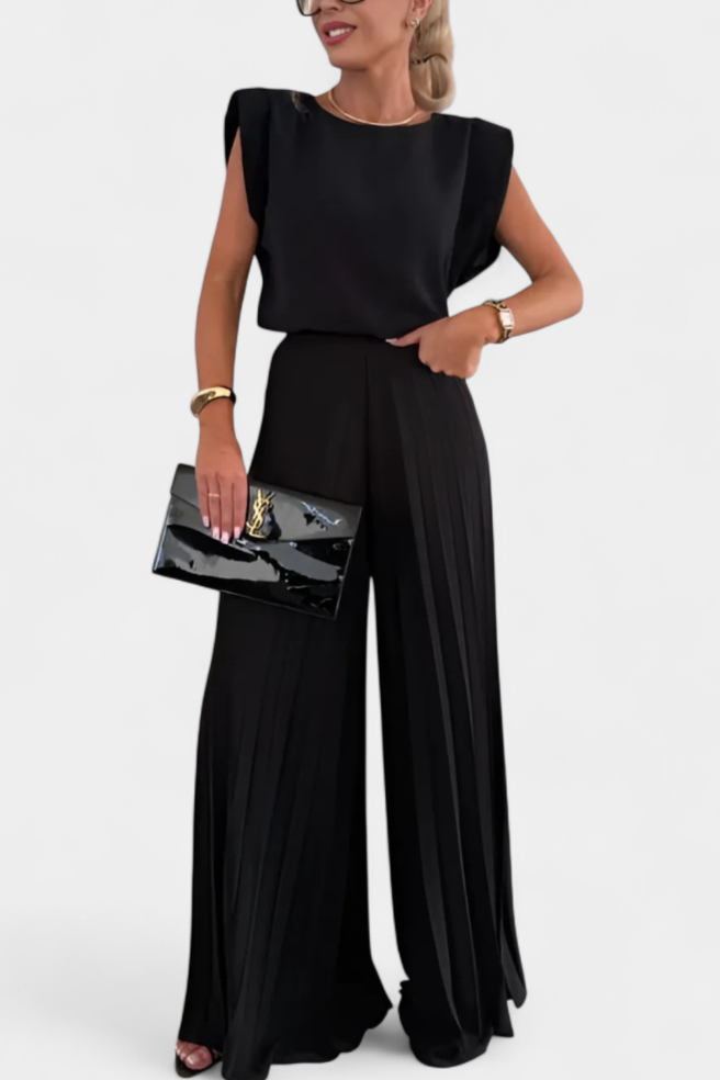 Liora Ensemble de Deux Pièces avec Top Structuré et Pantalon Plissé