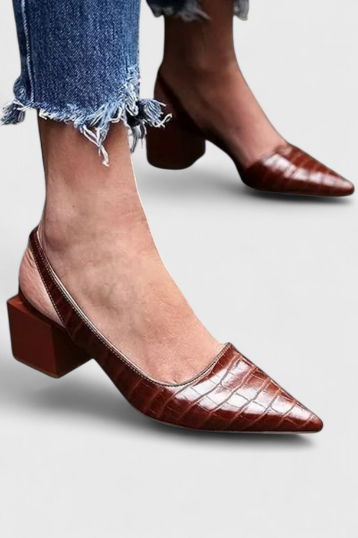 Ava Slingback à Talon Élégant avec Bout Fin