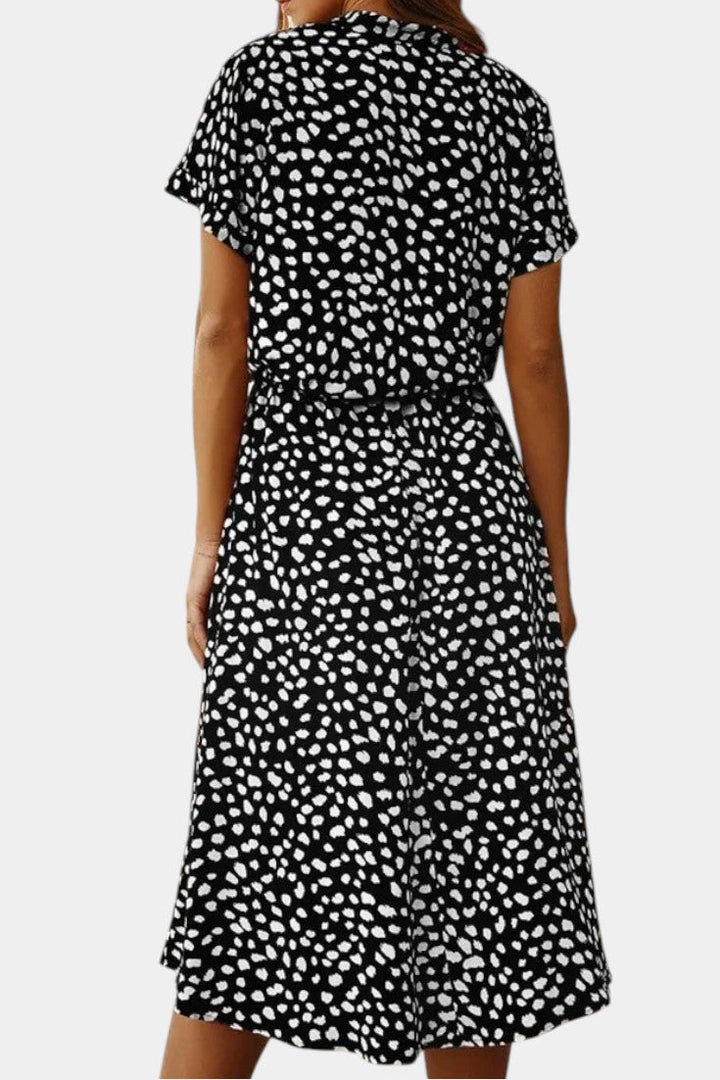 Rovena Robe Midi à Pois avec Col Chemisier et Taille Ajustable