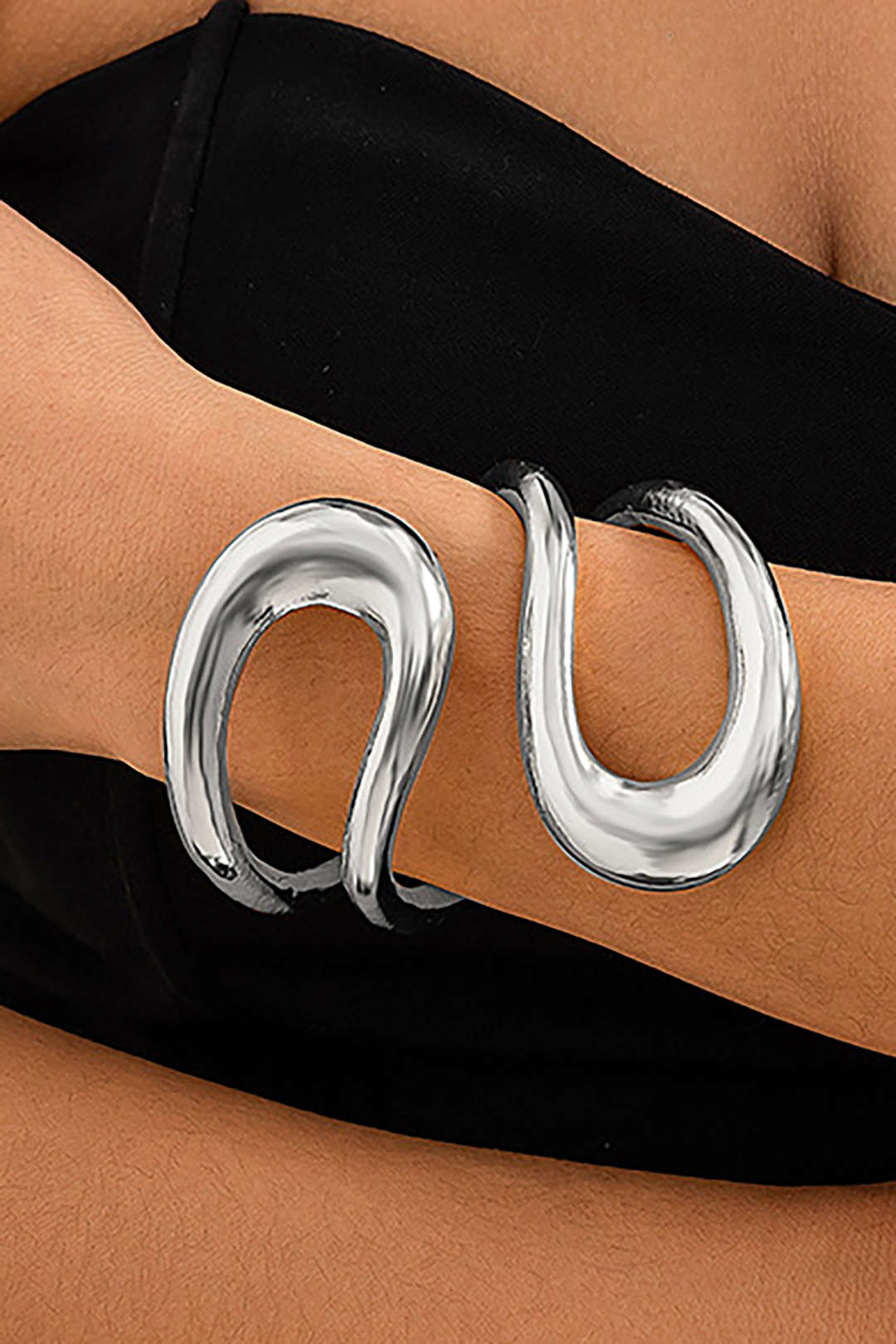 Bracelet Asymétrique Découpé