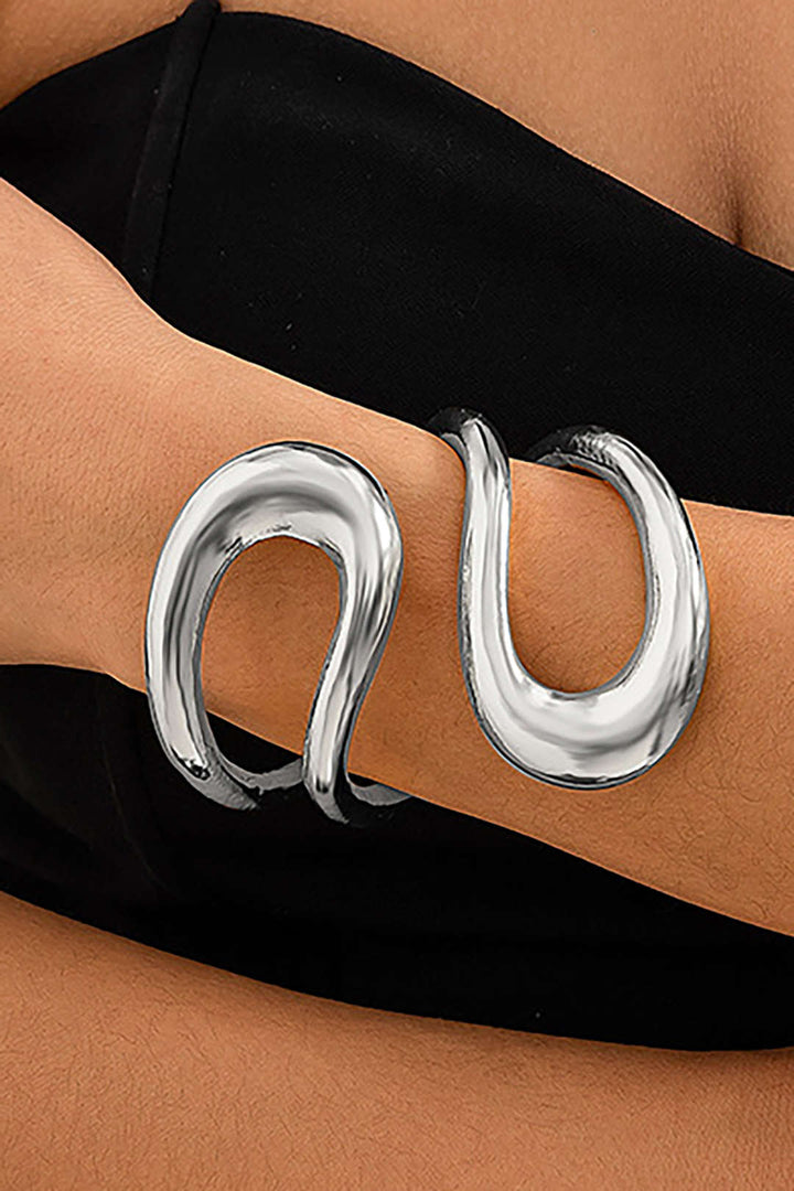 Bracelet Asymétrique Découpé