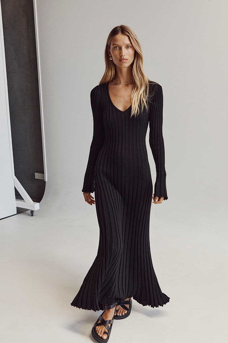 Darla Robe en Maille Côtelée avec Ceinture