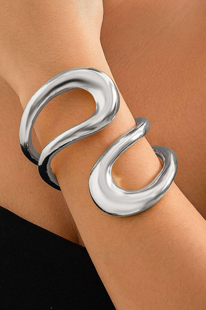Bracelet Asymétrique Découpé