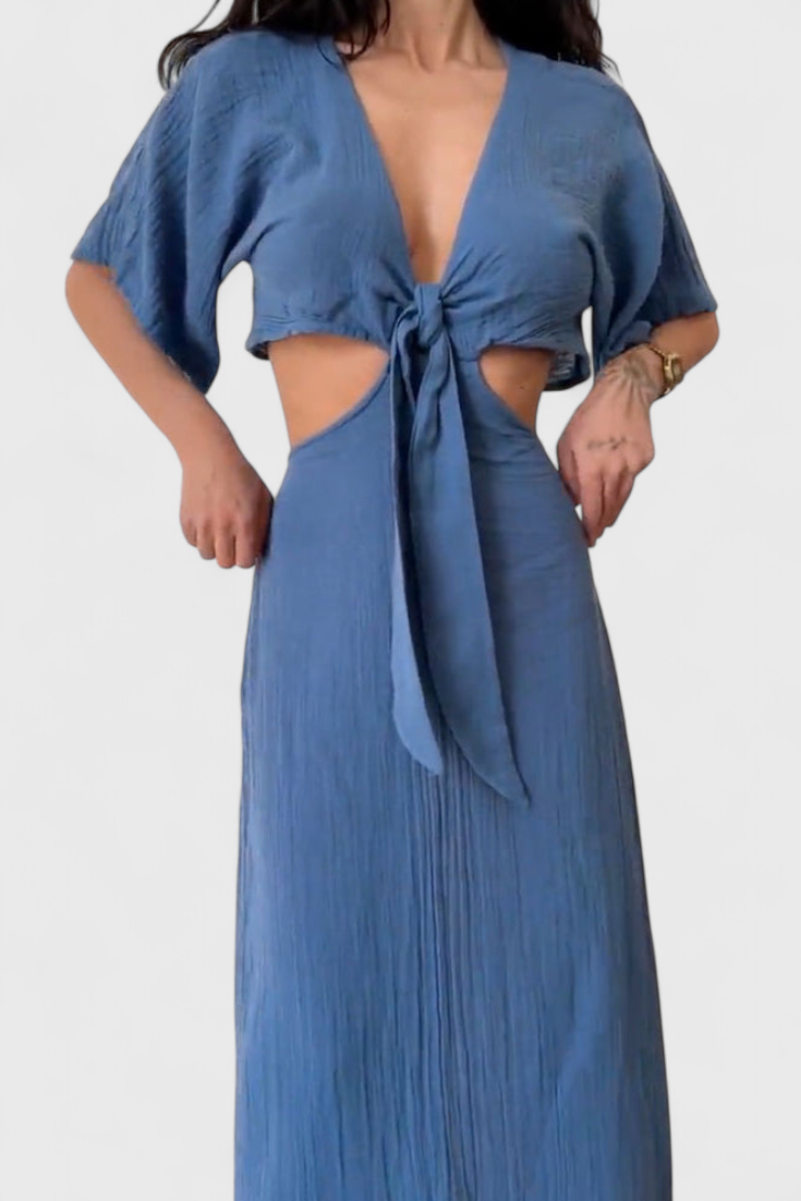 Robe Myra Fluide avec Nœud Frontal et Découpes